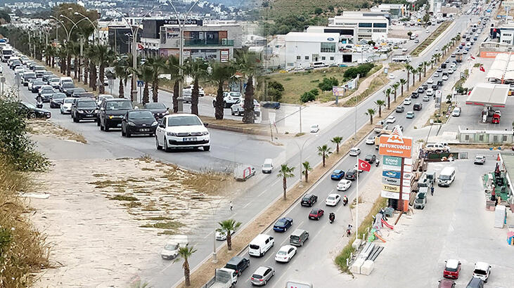   Tam kapanma öncesi Bodrum yolları kilitlendi