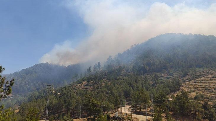 Mersin'de orman yangını! Ekipler bölgede