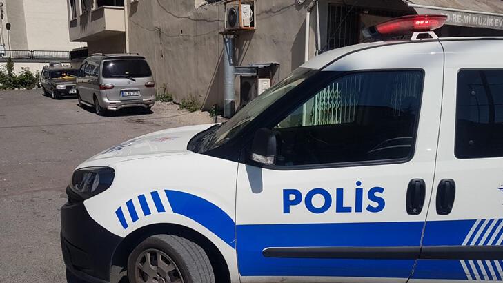 2'nci kattaki pencereden düşen kadın ağır yaralandı