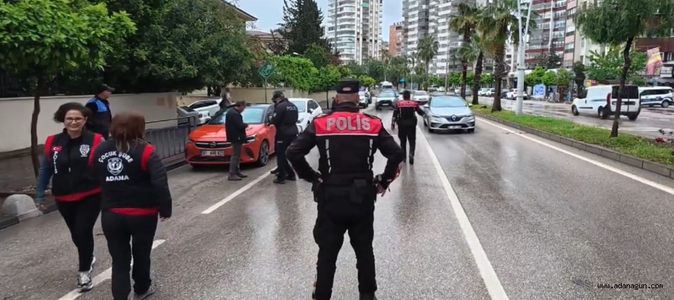 Adana’da Okul Çevrelerine Sıkı Denetim: 881 Kişi Sorgulandı