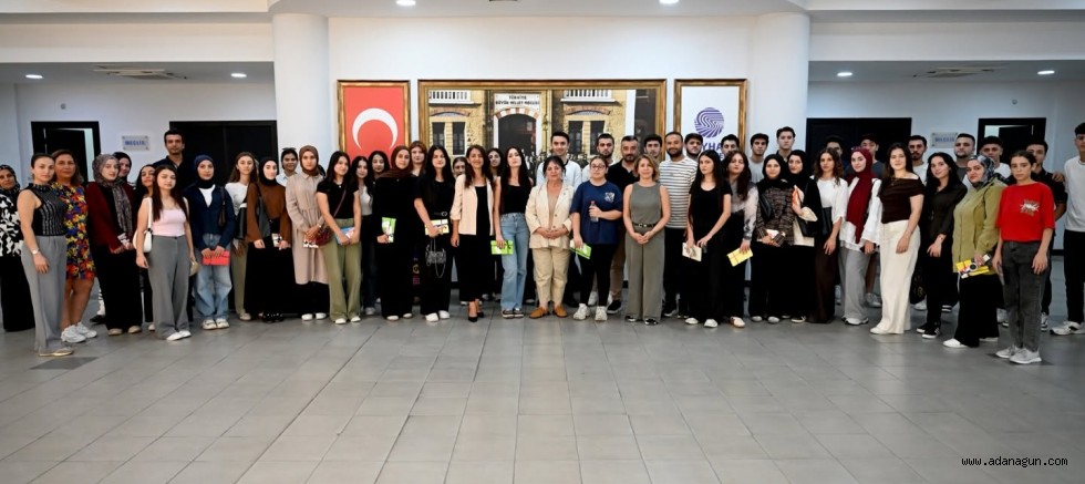 BAŞKAN VEKİLİ HASİBE AKKAN ÜNİVERSİTELİLER İLE BULUŞTU