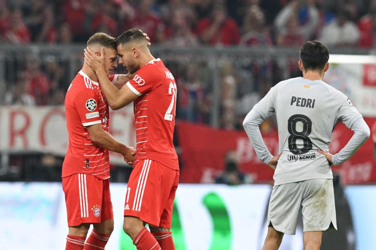 Bayern Münih iki golle Barça'yı darmadağın etti