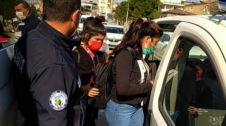 Dilencilere operasyon! 2 kişi böyle yakalandı