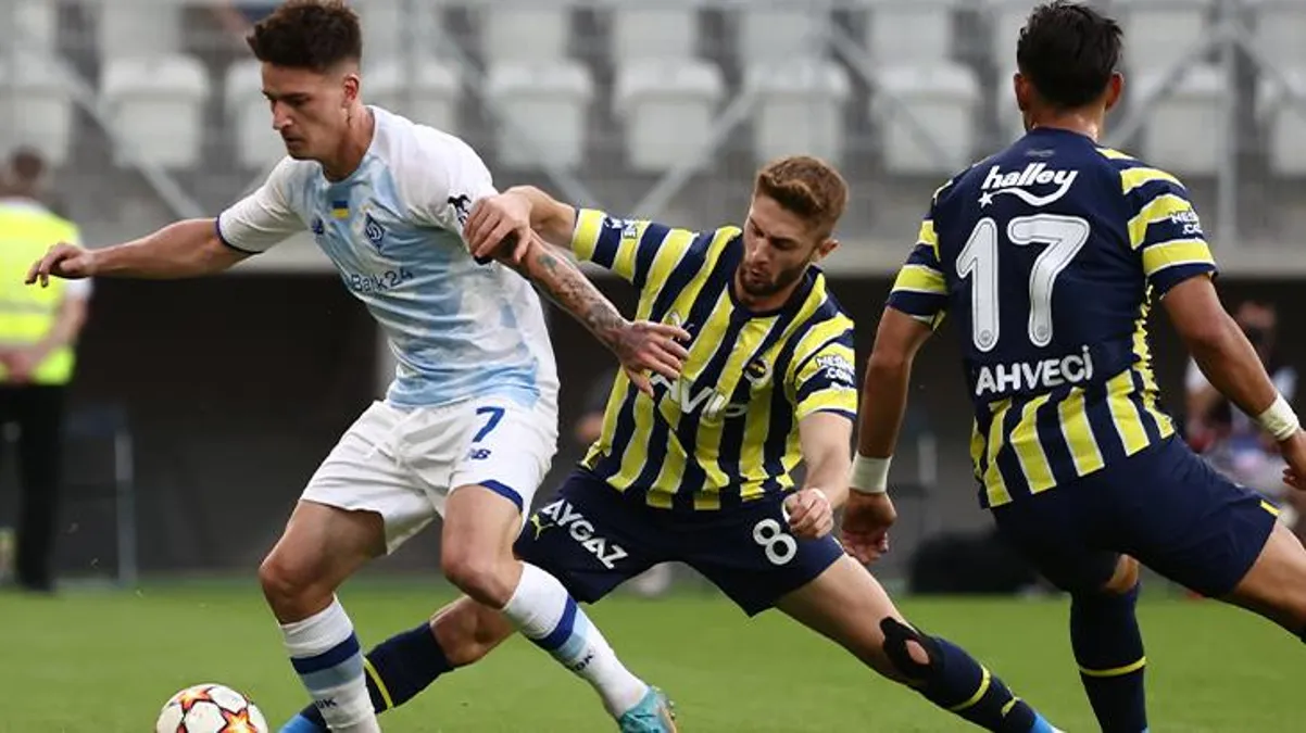Dinamo Kiev-Fenerbahçe mücadelesi nefes kesti! Tur İstanbul'a kaldı