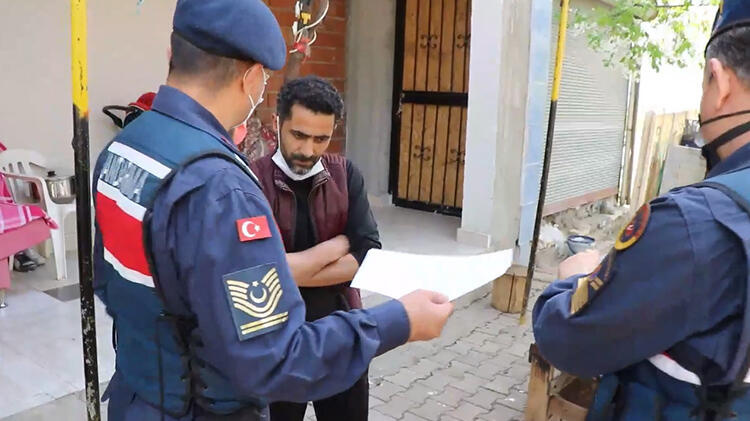 Elazığ'da kaçak diş kliniğine operasyon