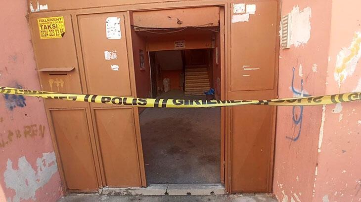 Eşini öldürüp, intihar etti