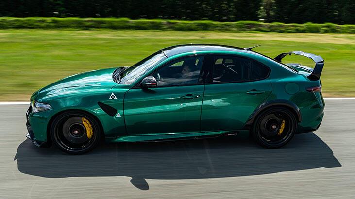 Giulia GTA'yı Kimi Räikkönen test etti