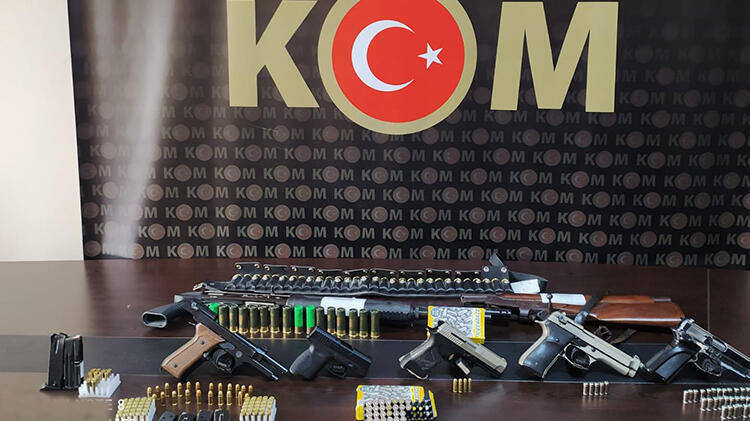 İki ilde silah kaçakçılığı operasyonu! 14 kişi gözaltına alındı
