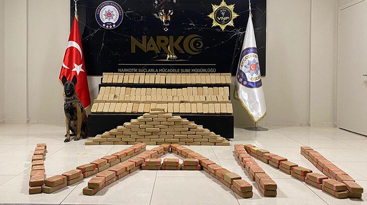 'Irmak' araçtaki 217 kilo eroini buldu