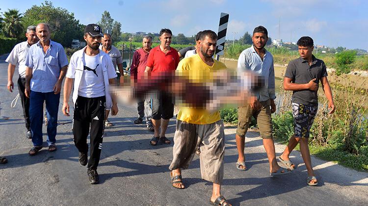 Kahreden olay! Oğlunun cansız bedenini kucağında taşıdı