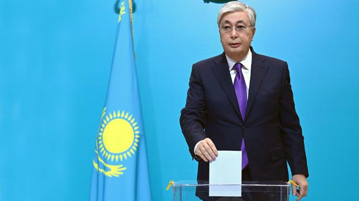 Kazakistan'da cumhurbaşkanlığı seçimini yeniden Tokayev kazandı