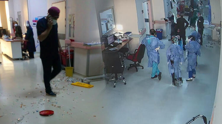 Malatya’da bir kişi annesi ölünce doktora saldırdı