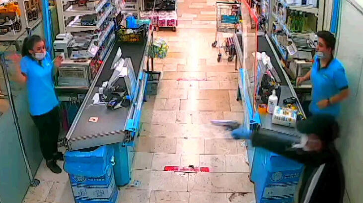 Markette dehşet anları  