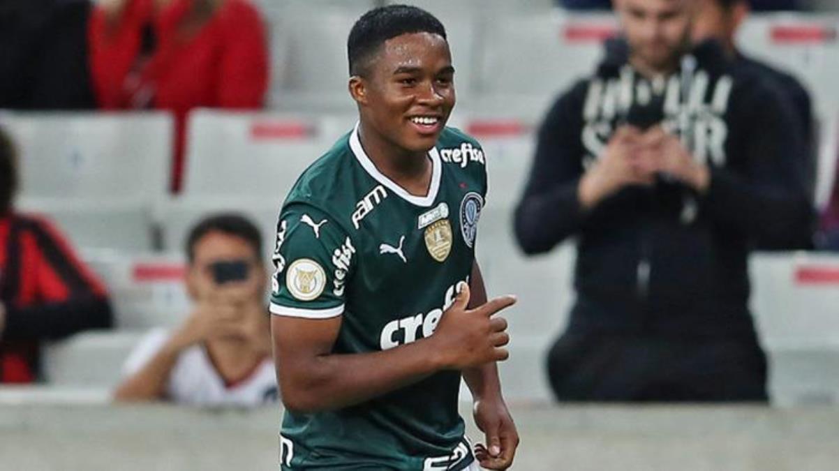 Patron çıldırdı! Real Madrid 16 yaşındaki oyuncuyu 72 milyon euro bedelle kadrosuna kattı