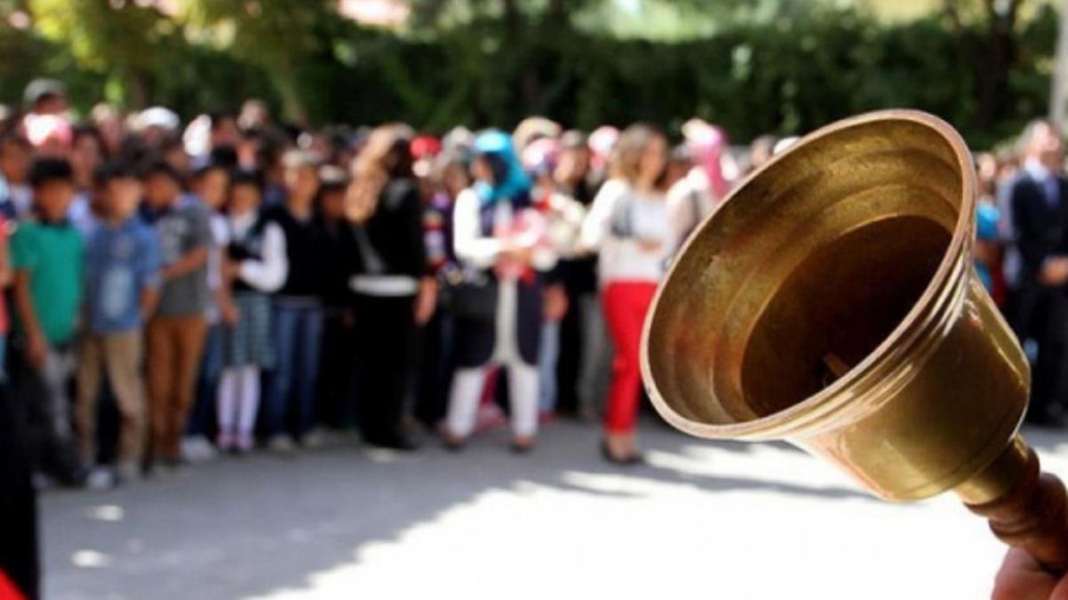 Son Dakika: Artan vakalar sonrası yarıyıl tatili uzatılacak mı? Milli Eğitim Bakanı Özer'den net yanıt