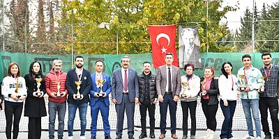 5 OCAK KUPASI ÖDÜLLERİ DAĞITILDI