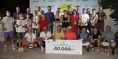 50 Bin TL Ödüllü Senyör Tenis Turnuvası’nda Kupalar Sahiplerini Buldu