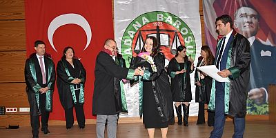 Adana Barosu’nda düzenlenen törenle avukatlığa adım attılar