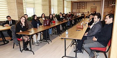 Adana Barosundan 2025 yılının son staj eğitimi yapıldı