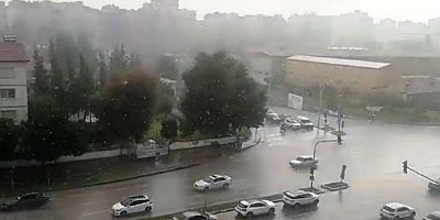Adana’da etkisini gösteren sağanak yağış hayatı olumsuz etkiledi 