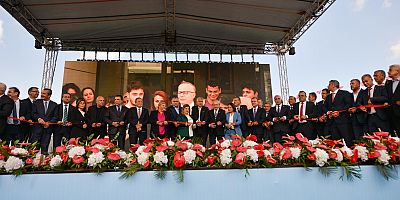 Adana'da toplu açılış ve temel atma töreni gerçekleşti