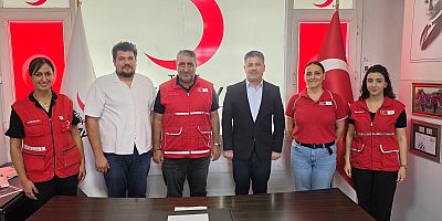 AK Parti Adana Milletvekili Faruk Aytek’ten Kızılay Seyhan Şubesi’ne Ziyaret