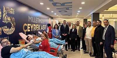 AK PARTİ ADANA TEŞKİLATINDAN BİRBİRİMİZE CANDAN BAĞLIYIZ KAN KAMPANYASINA DESTEK