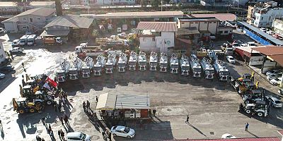 ASKİ bünyesine 28 adet kazı yükleyici, 15 adet vidanjör, 5 adet kanal temizleyici araç alındı