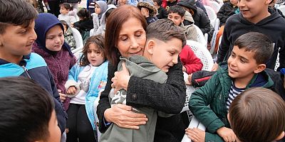 BAŞKAN TEKİN’DEN DUYGU YÜKLÜ 23 NİSAN MESAJI: GÜLÜŞÜNÜZ HİÇ SOLMASIN 