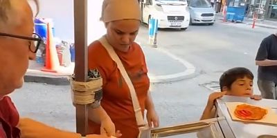 Bir lahmacunu çocuğa vermek bu kadar mı zor 