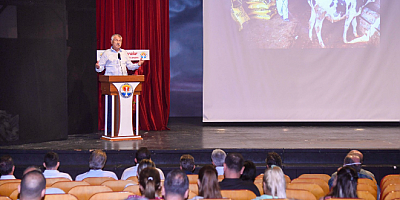 Büyükşehir, Akdeniz Meyve Sineği zararlısıyla mücadeleyi kesintisiz sürdürüyor
