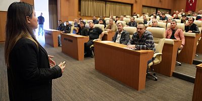 ÇUKUROVA’DA İSTİHDAM SEFERBERLİĞİ SÜRÜYOR