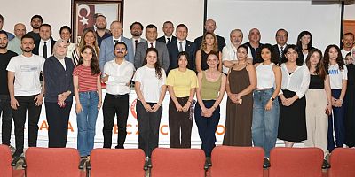 Ecz. Elekarışmaz, Eczacılıkta istihdamın artırılması için var gücümüzle çalışıyoruz