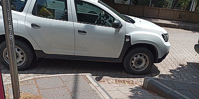 Engelli rampaları dahil araç işgali altında