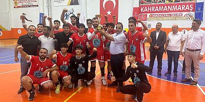 GAZİANTEP GENÇLİKSPOR İLE KAHRAMANMARAŞ KALESPOR YENİLGİ ALMADAN BİRİNCİ LİGDE