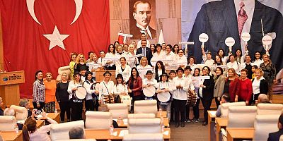 Kadınlar Çukurova Meclisi’ni bastı