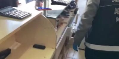 Kuyumcu görünümlü tefeciler yakalandı