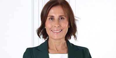 Oya Tekin: ‘Bu Karanlık Günler Elbet Geçecek’