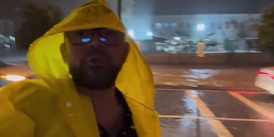 Sel basan mahallenin muhtarı çıldırdı