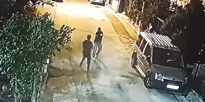 Sokak ortasında kurşun yağdırdı!
