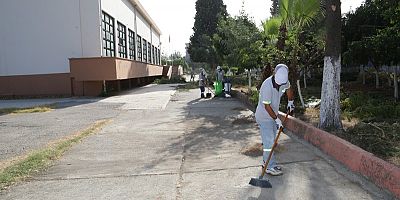 Yüreğir’de okullar yüz yüze eğitime hazırlanıyor